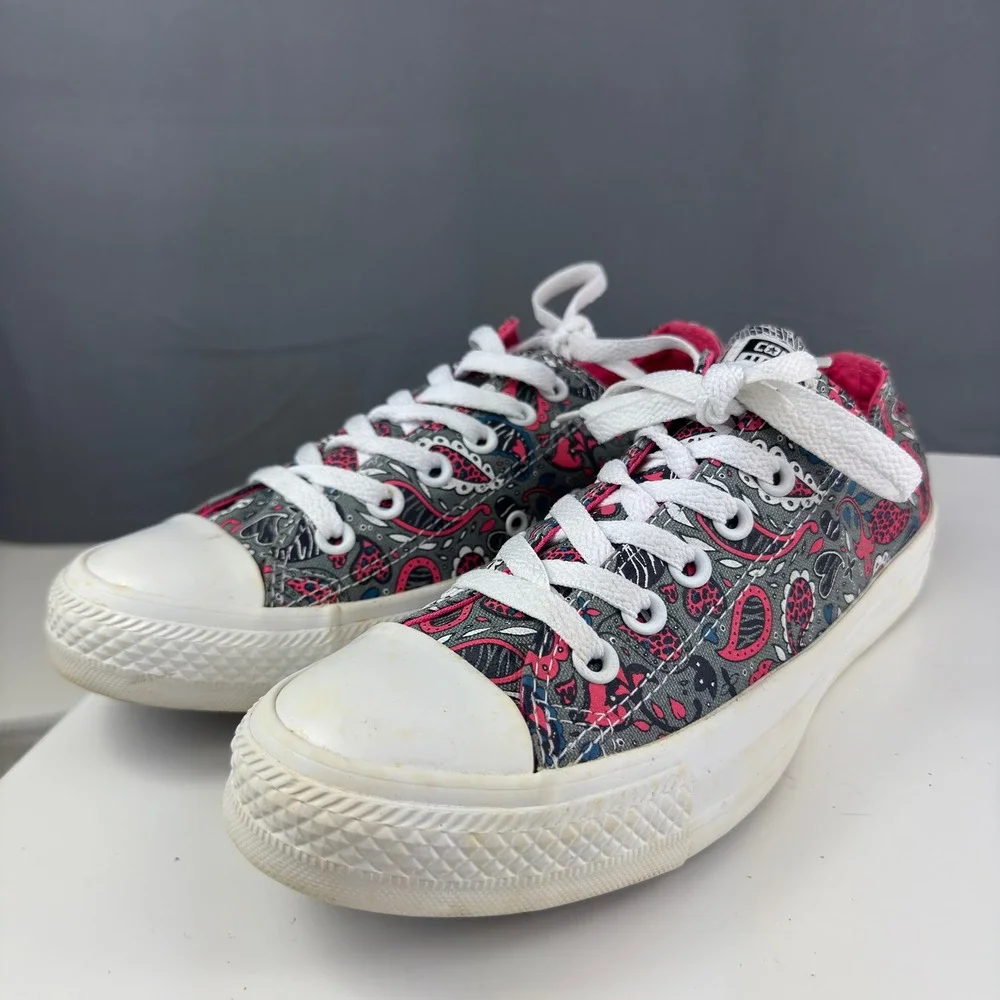 Converse Chuck Taylor All Star Womens Size 8 Paisley Pink Gray Low Top Sneaker